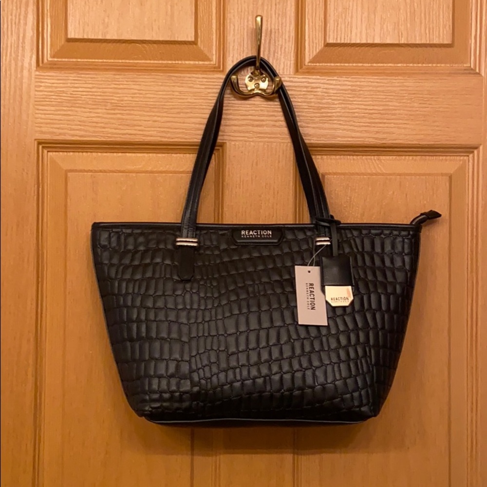 Sale! NWT 😁 Kenneth Cole Reaction Black Purse